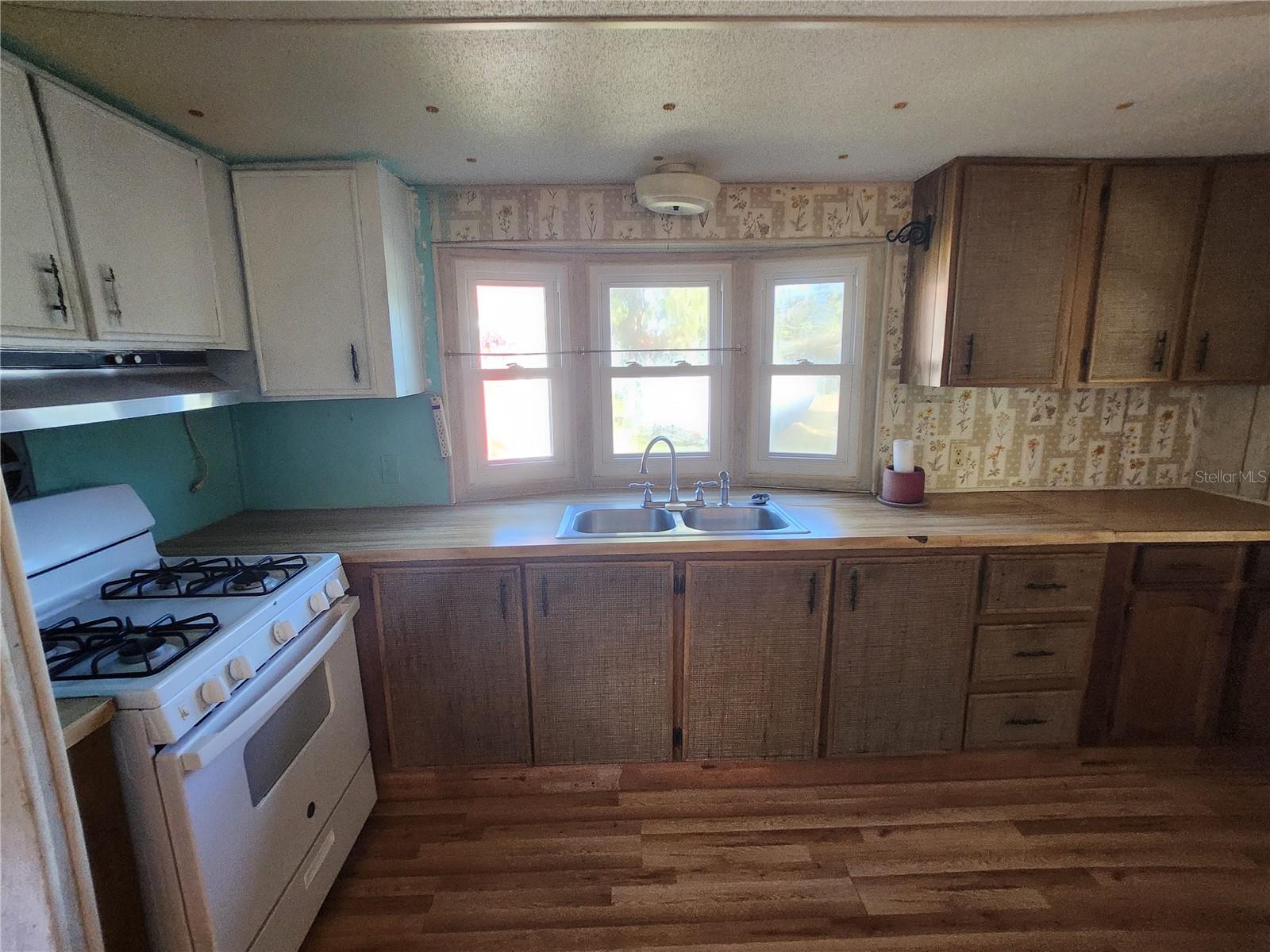 MEADOWS UN 04 - Residential