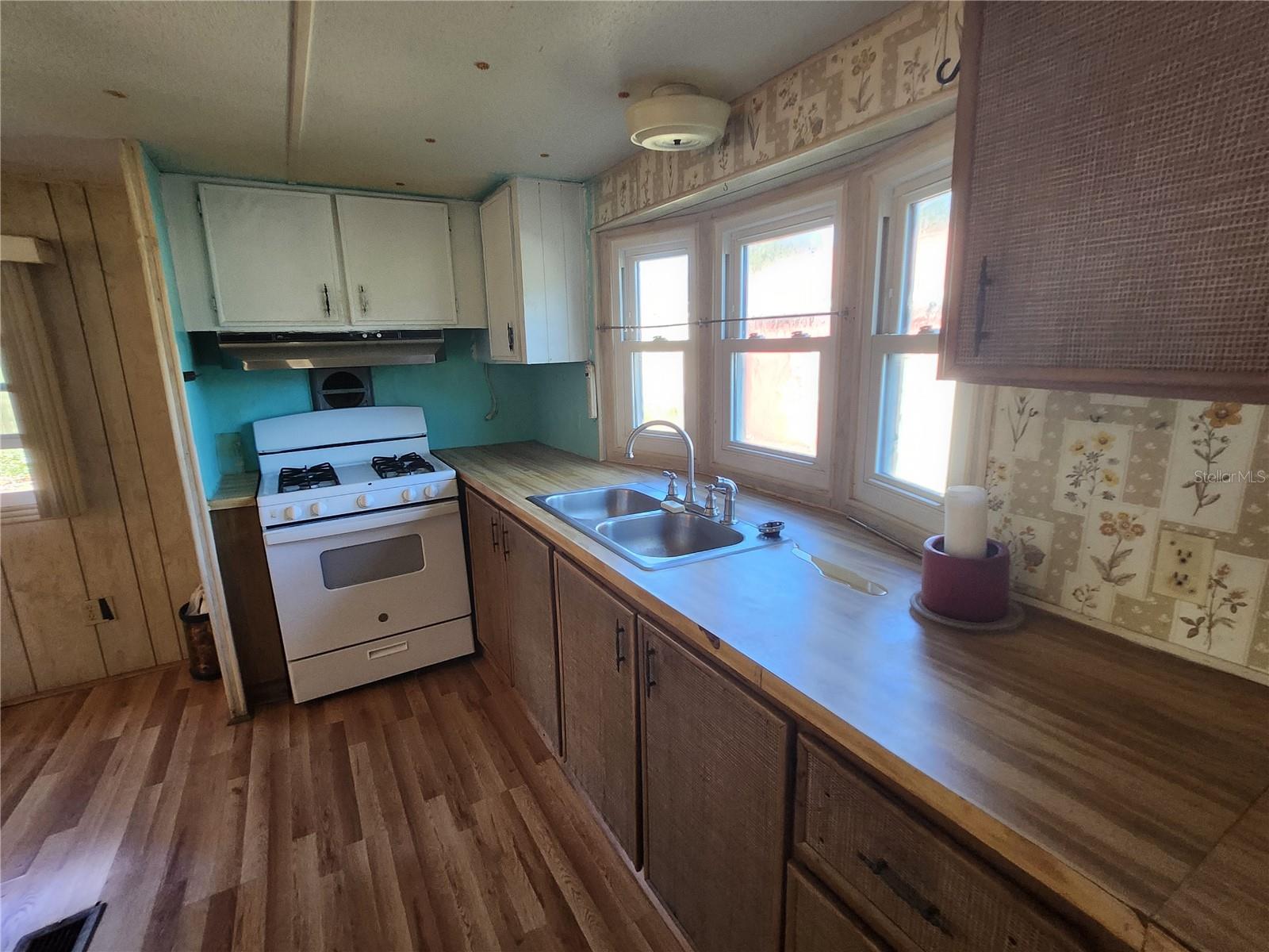 MEADOWS UN 04 - Residential