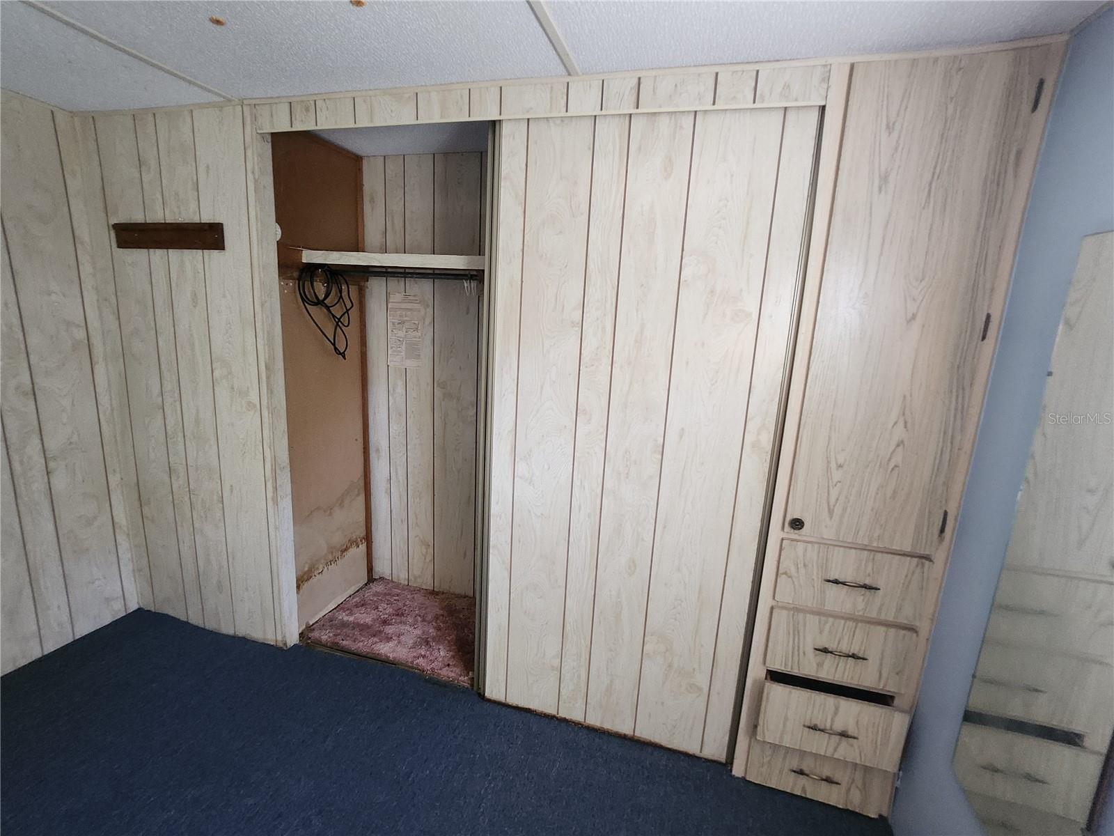 MEADOWS UN 04 - Residential