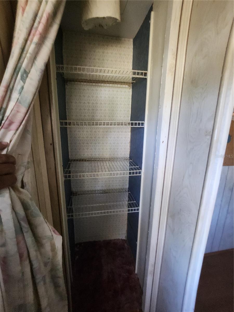 MEADOWS UN 04 - Residential