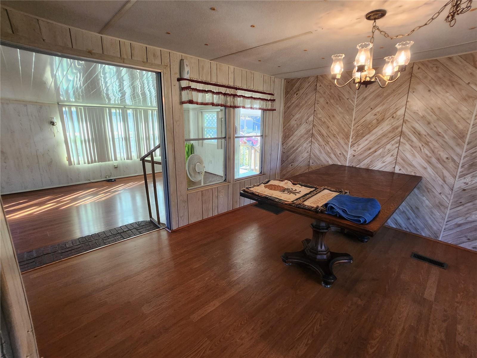 MEADOWS UN 04 - Residential