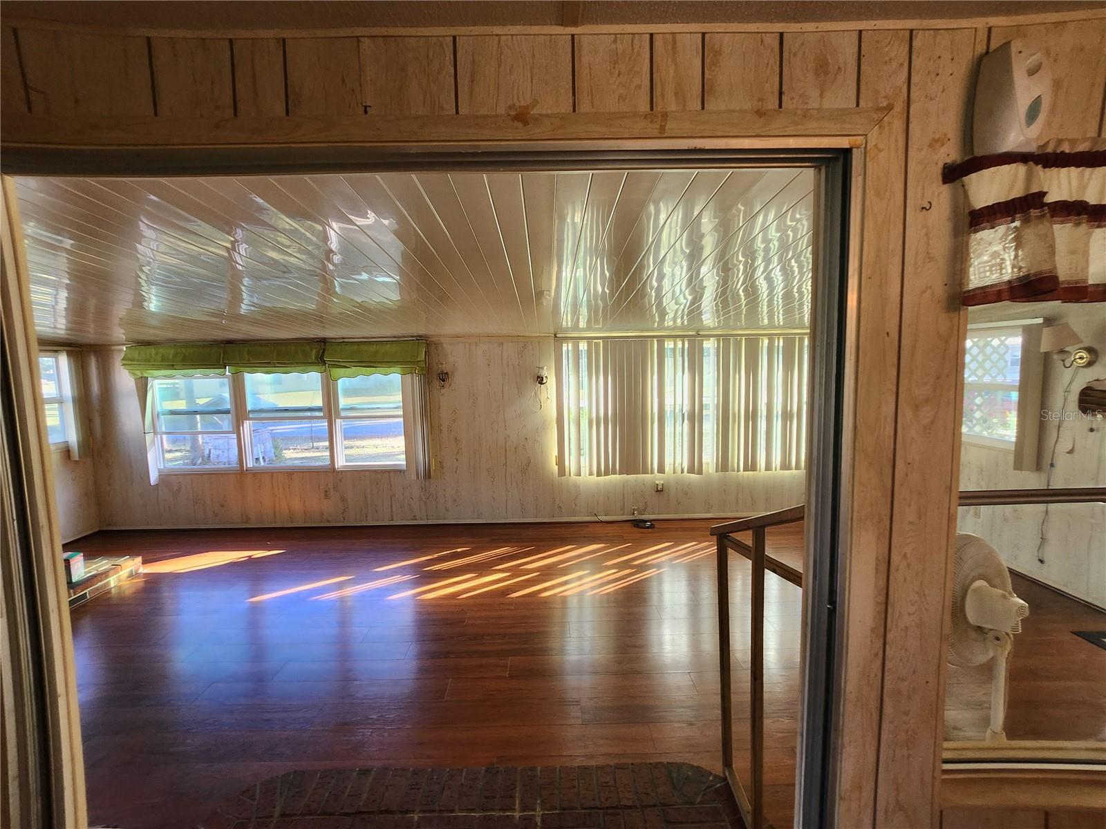 MEADOWS UN 04 - Residential