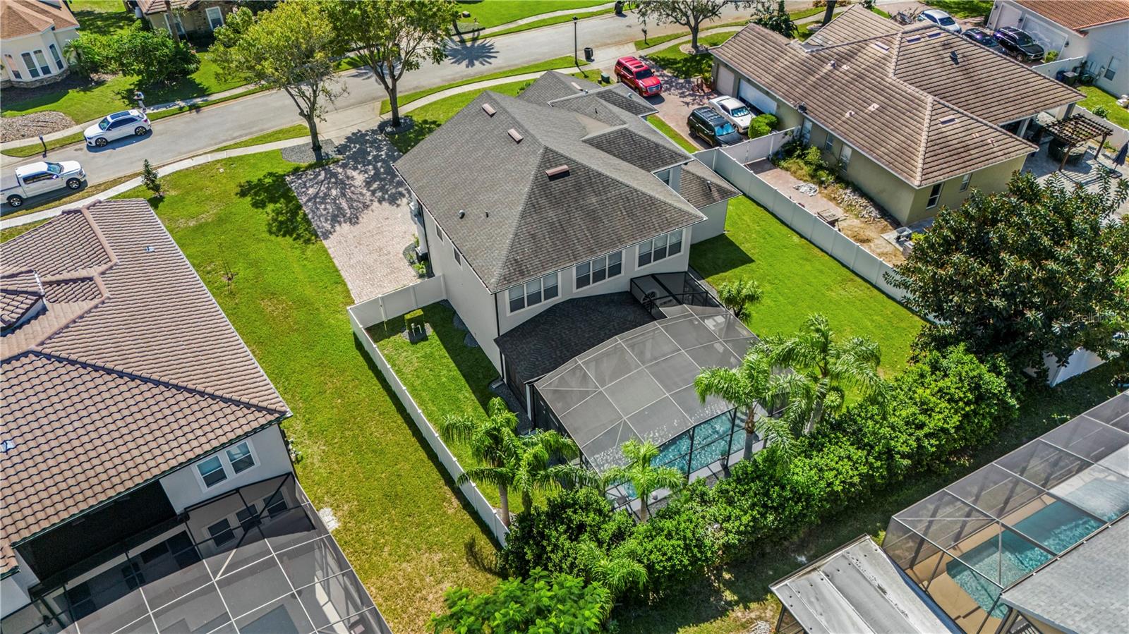 627 LARGOVISTA DRIVE