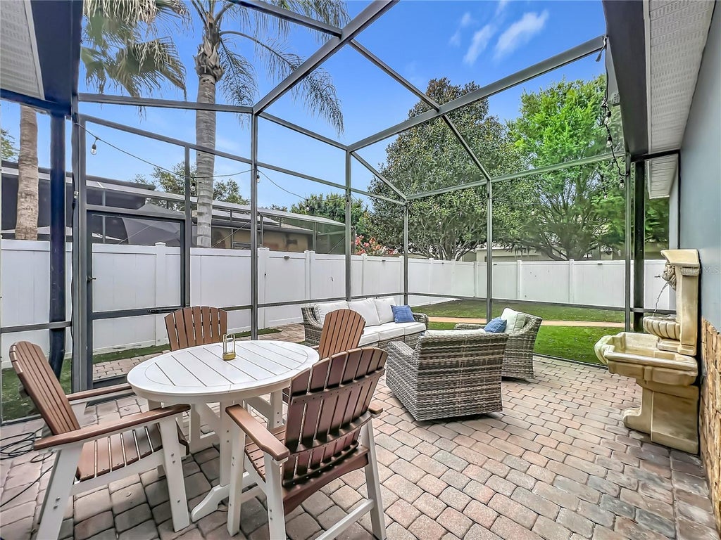 Photo of 6588 Helmsley Circle, Windermere, FL 34786 (MLS # S5151342)