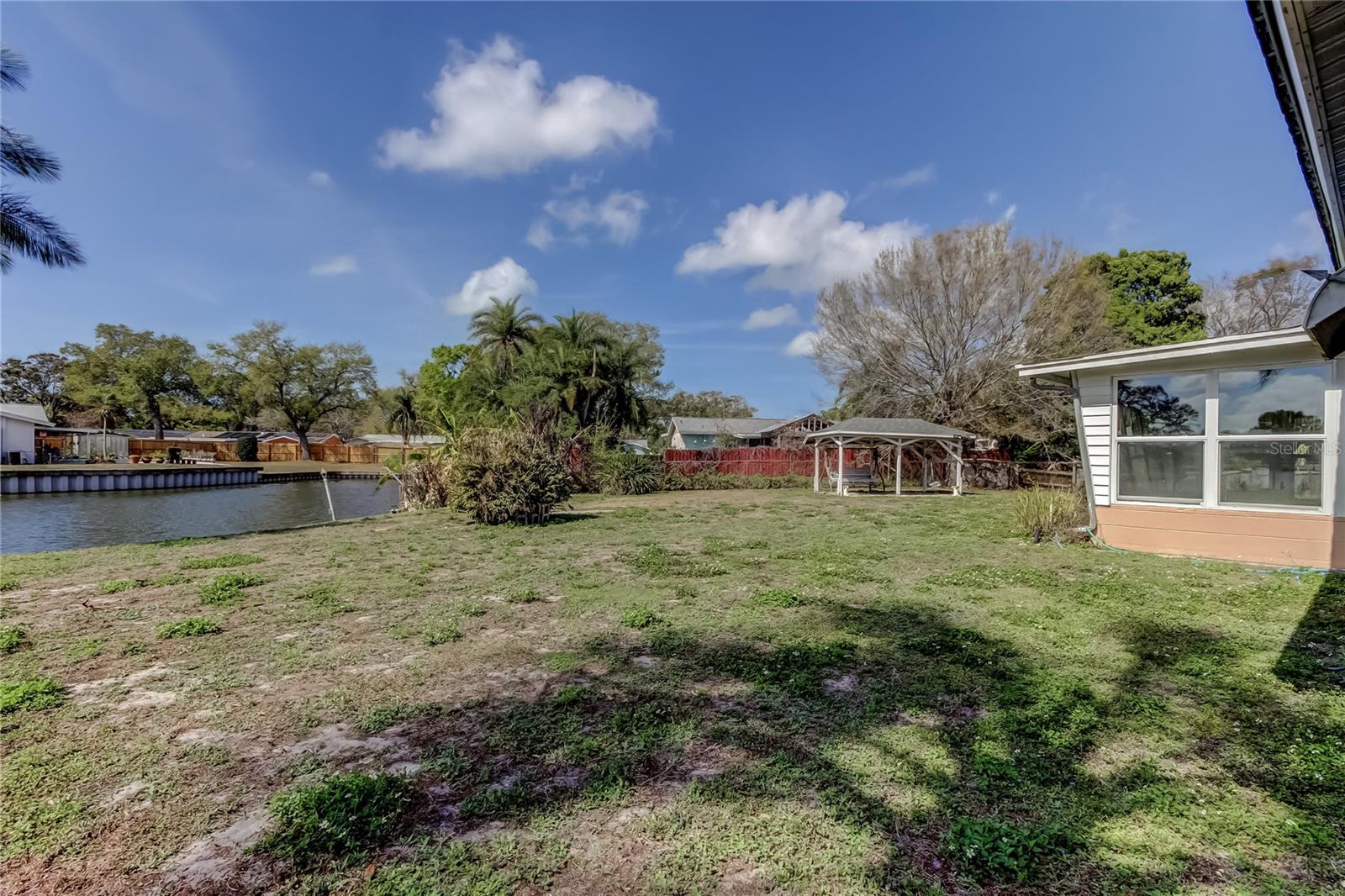 RIDGEWOOD GROVES - Residential