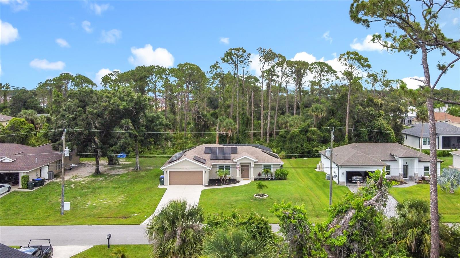 4592 CRABAPPLE AVE