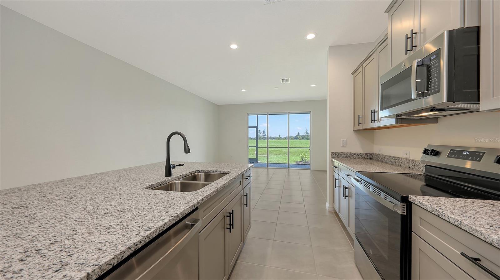 PALM GROVE AT LAKEWOOD RANCH - Residential