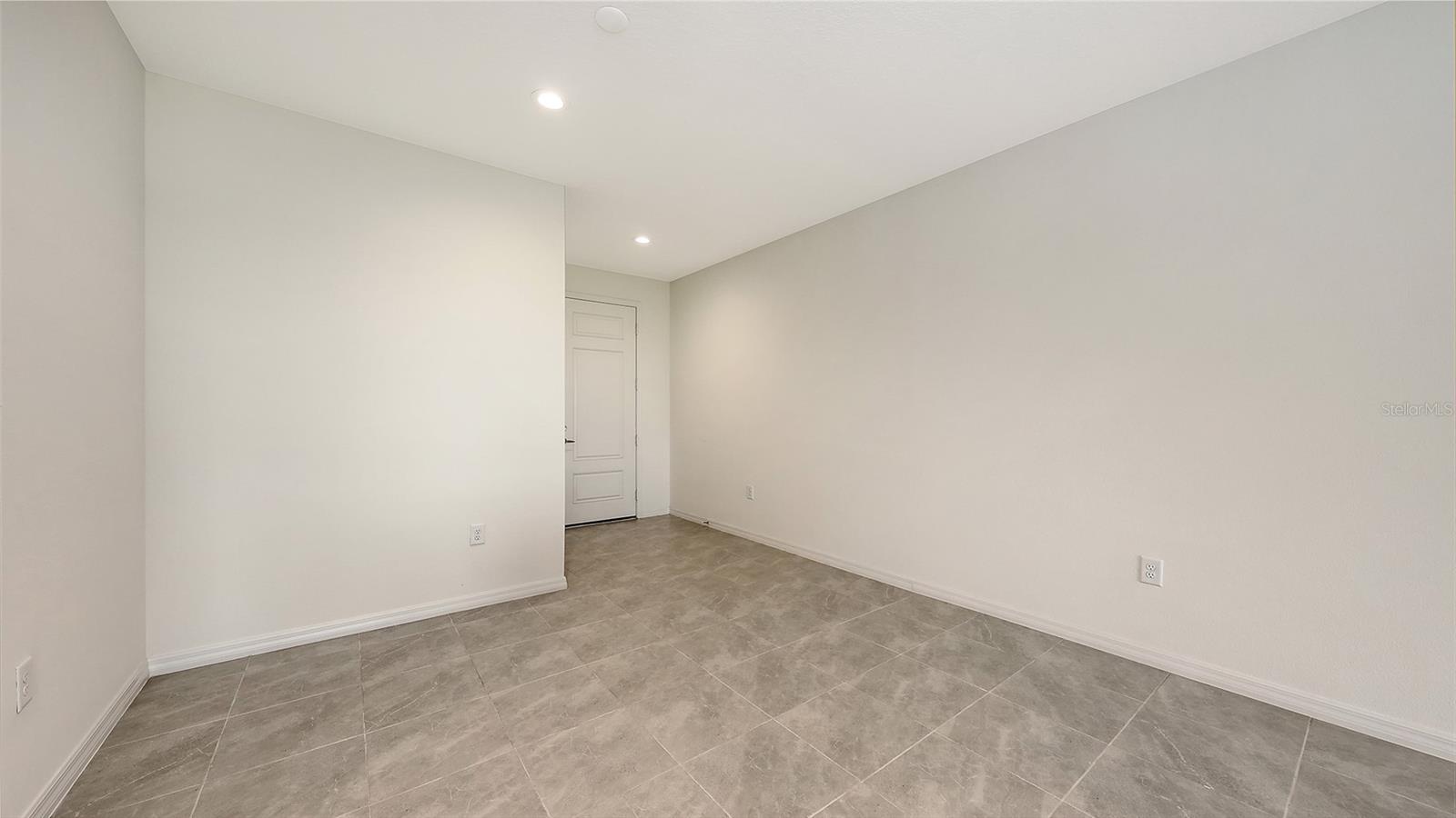 PALM GROVE AT LAKEWOOD RANCH - Residential