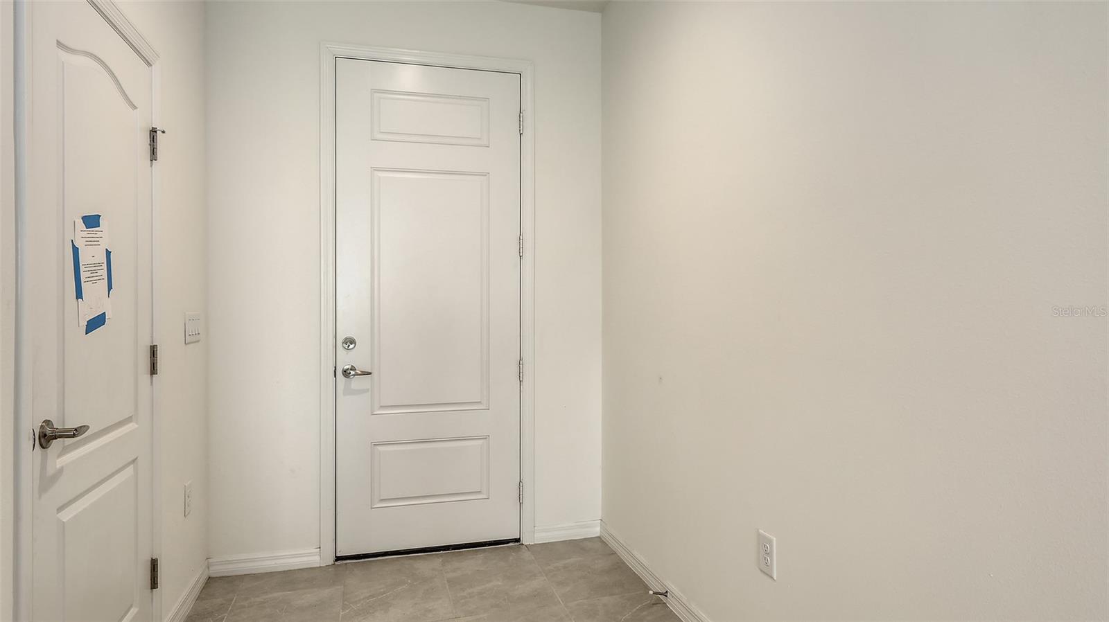 2360 WASHINGTON PALM COURT