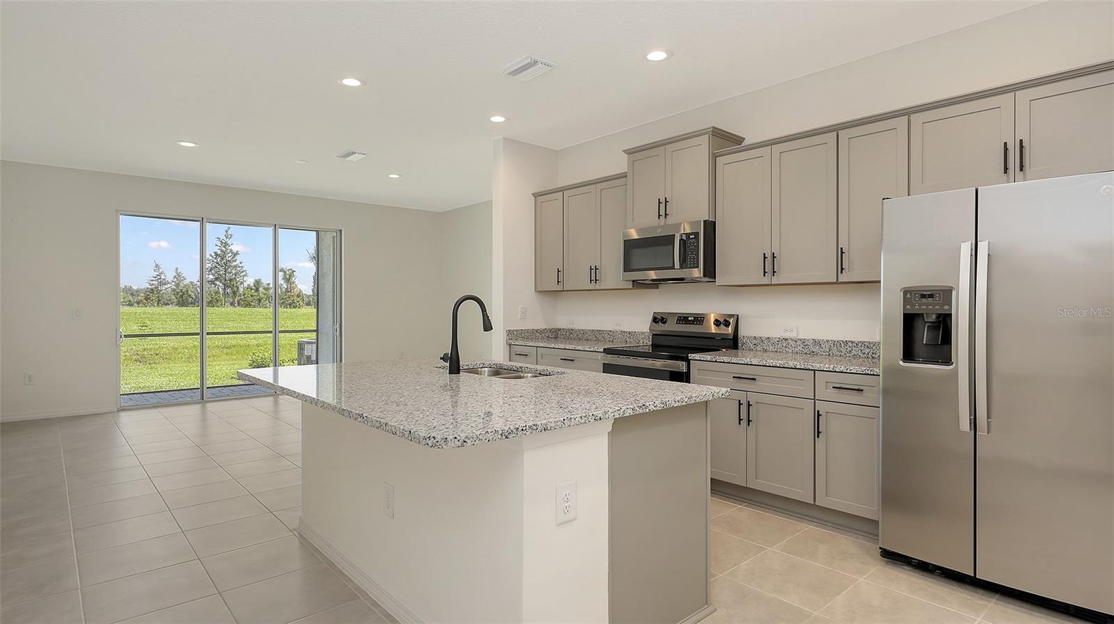 PALM GROVE AT LAKEWOOD RANCH - Residential