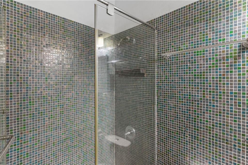CALETA APARTMENTS - Residential
