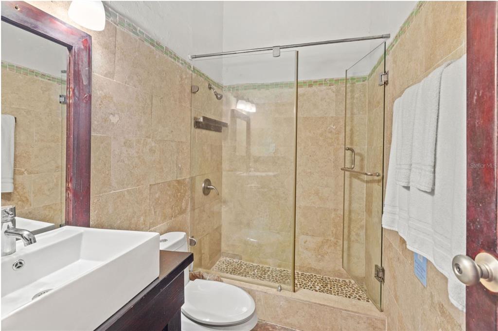 CALETA APARTMENTS - Residential