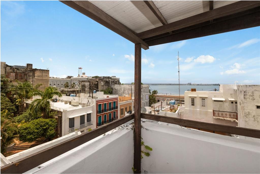 CALETA APARTMENTS - Residential