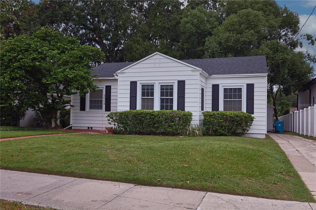 Photo of 2004 Harrison Avenue, Orlando, FL 32804 (MLS # O6447541)