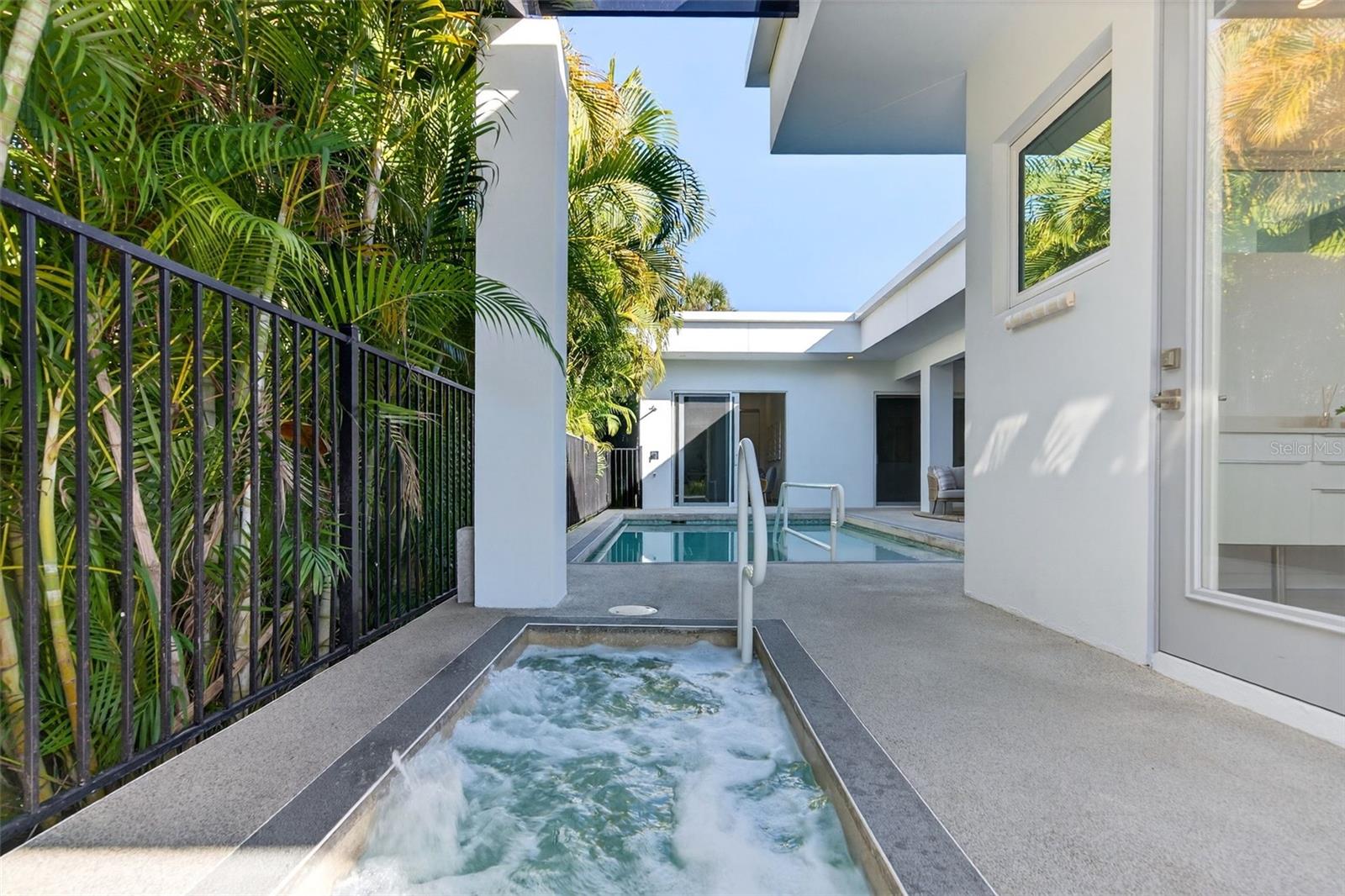 THE UPLANDS - Residential