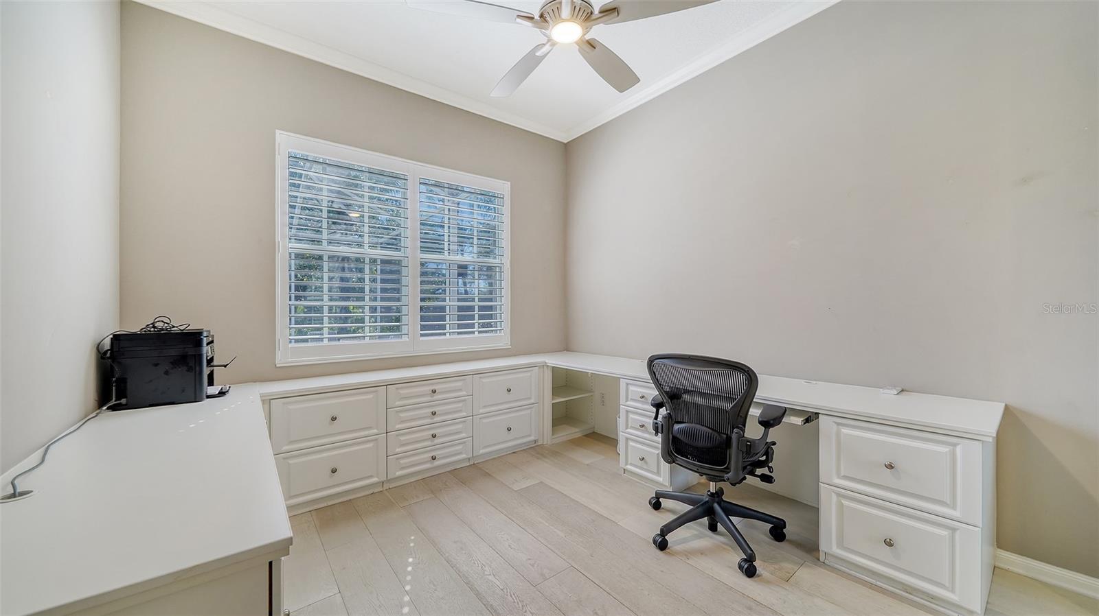 VILLAGEWALK - Residential