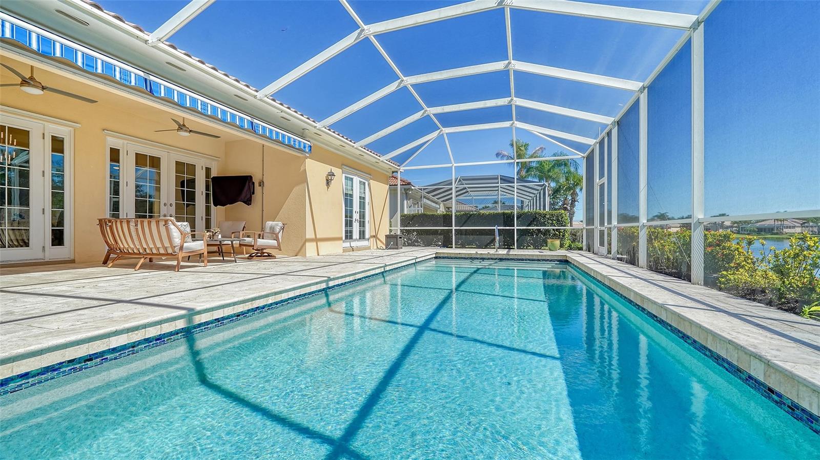 VILLAGEWALK - Residential