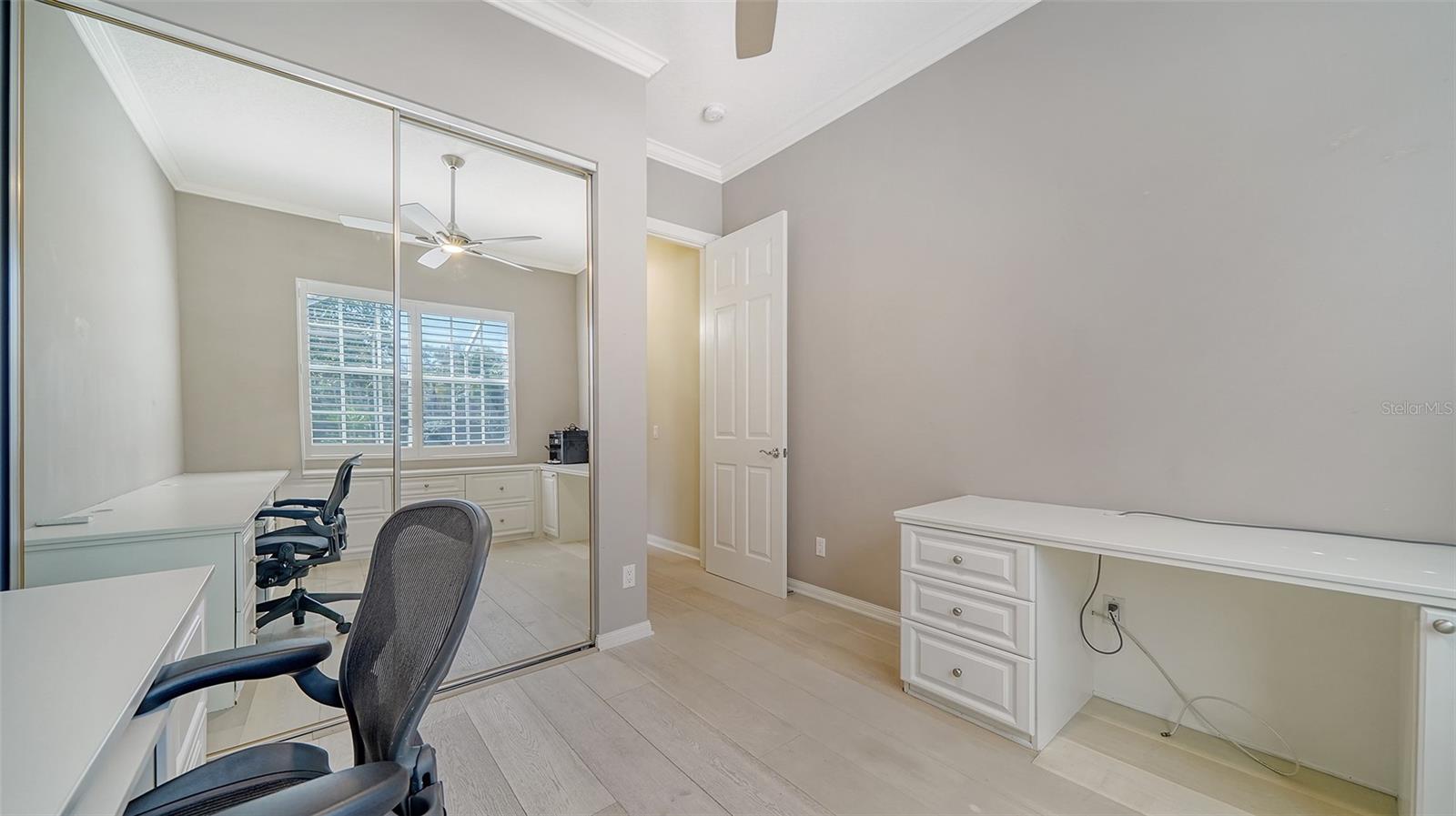 VILLAGEWALK - Residential