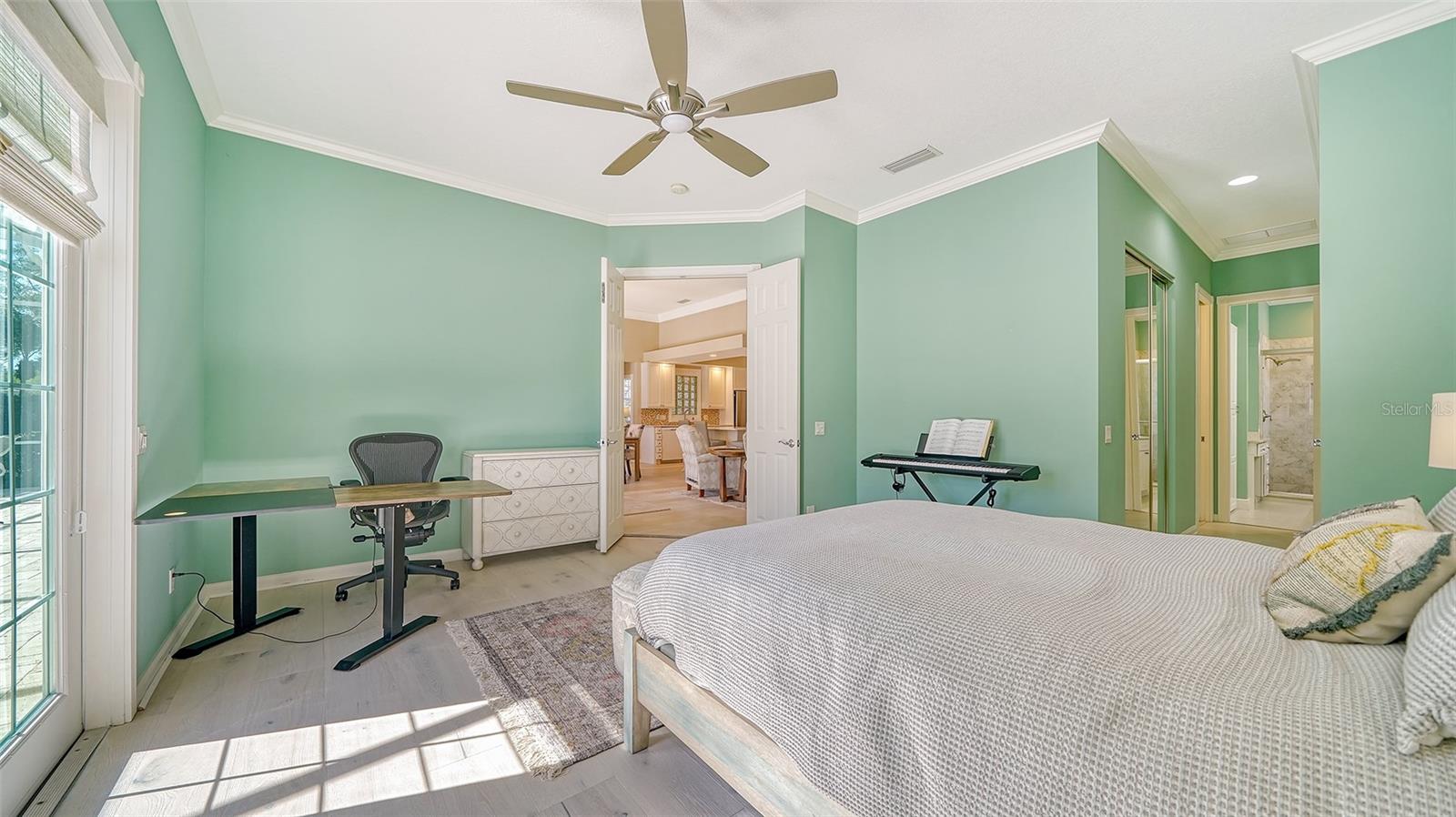 VILLAGEWALK - Residential