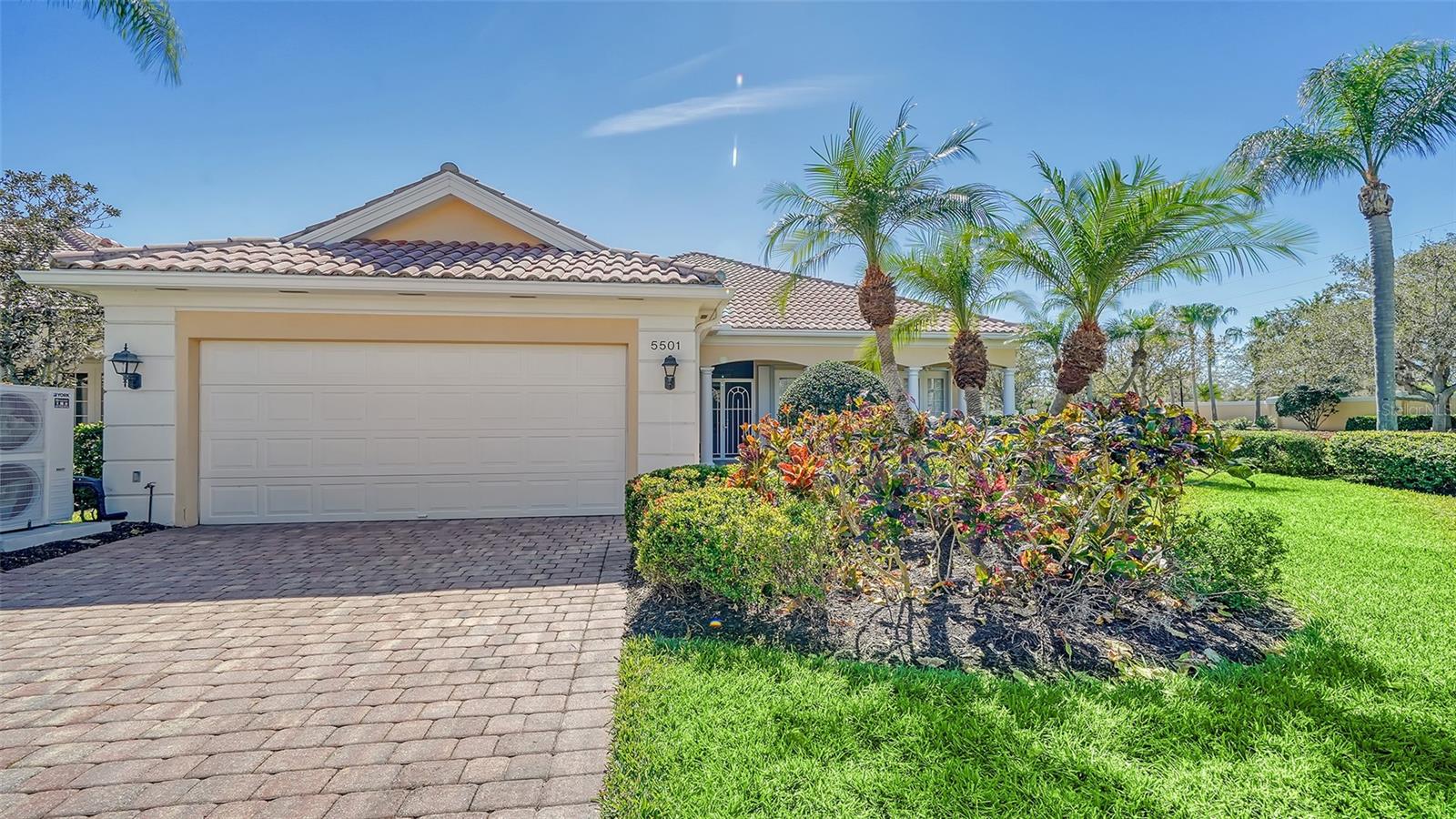 VILLAGEWALK - Residential