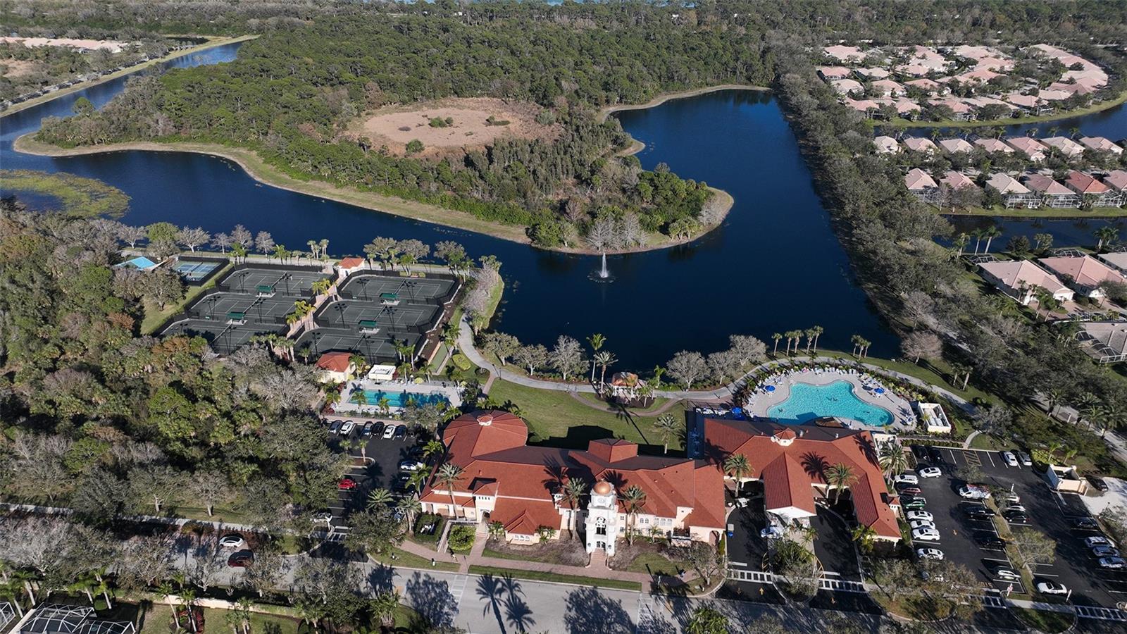 VILLAGEWALK - Residential