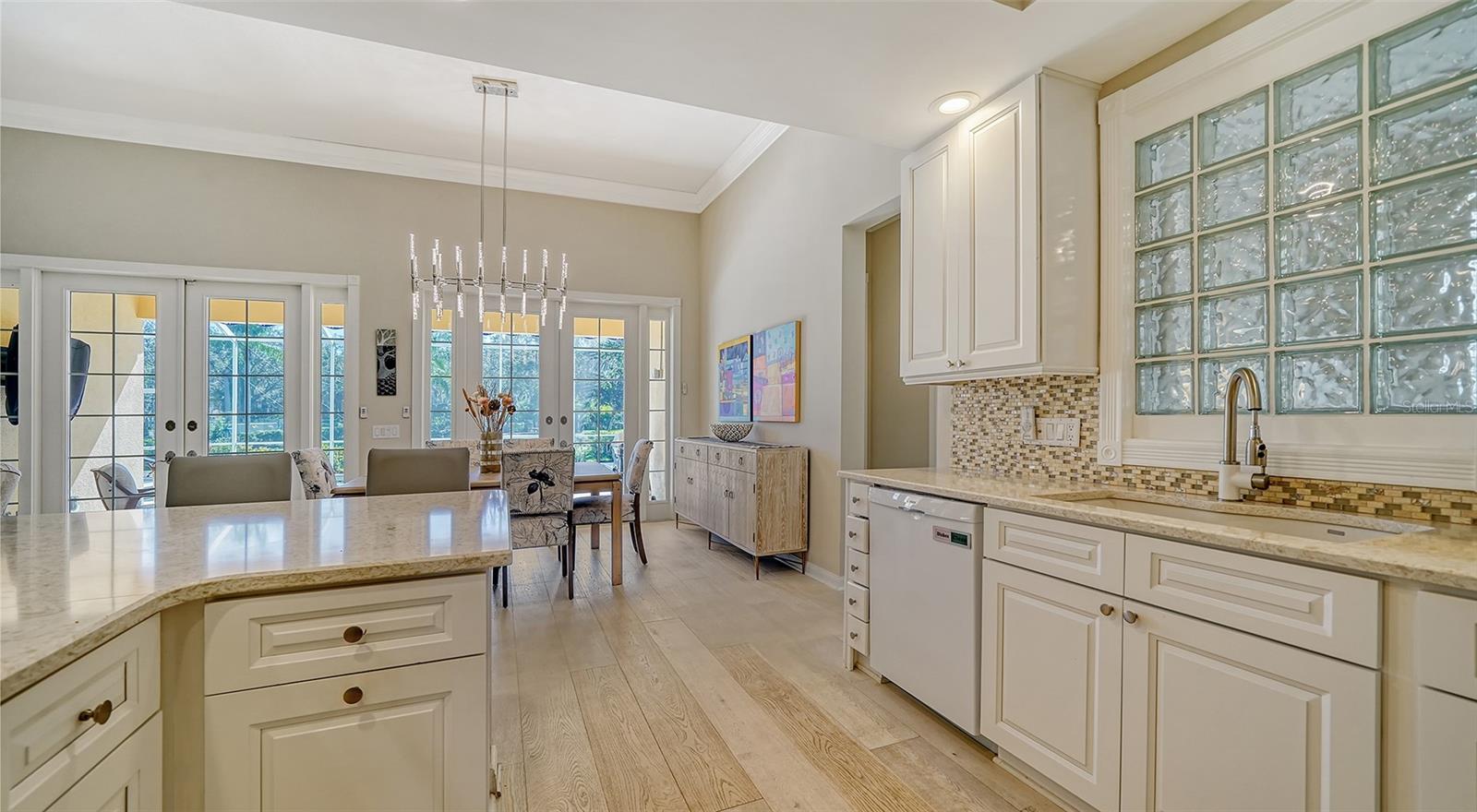 VILLAGEWALK - Residential