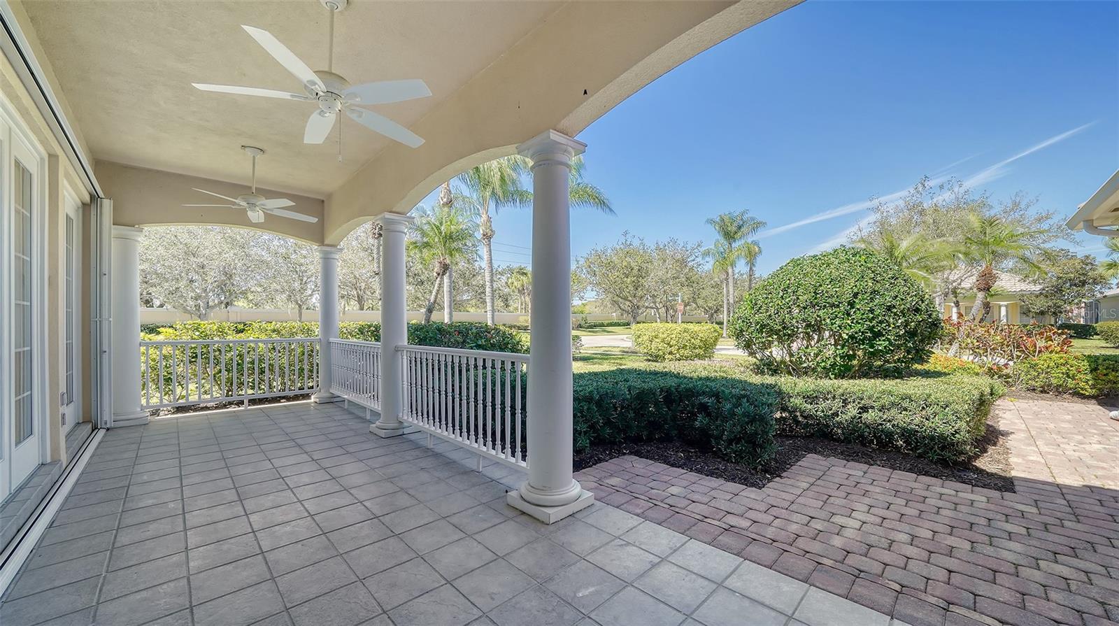 VILLAGEWALK - Residential