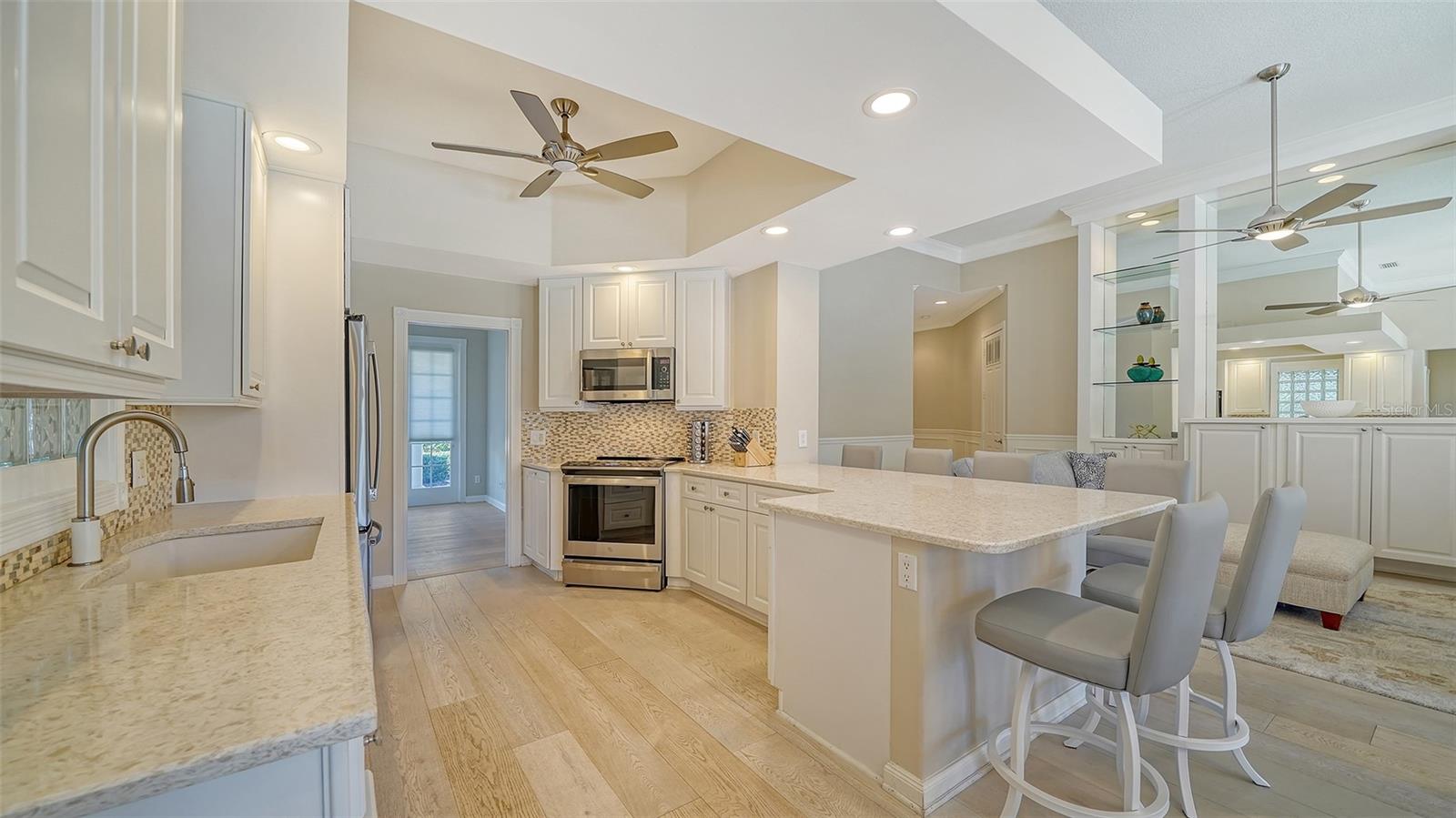 VILLAGEWALK - Residential