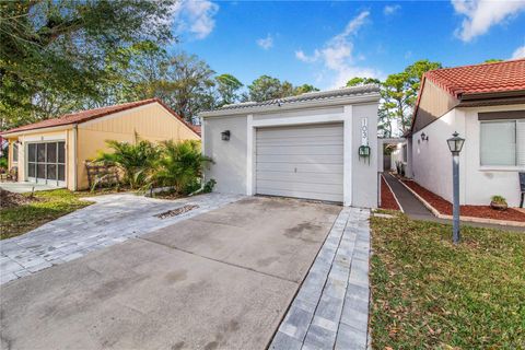 A home in WINTER HAVEN