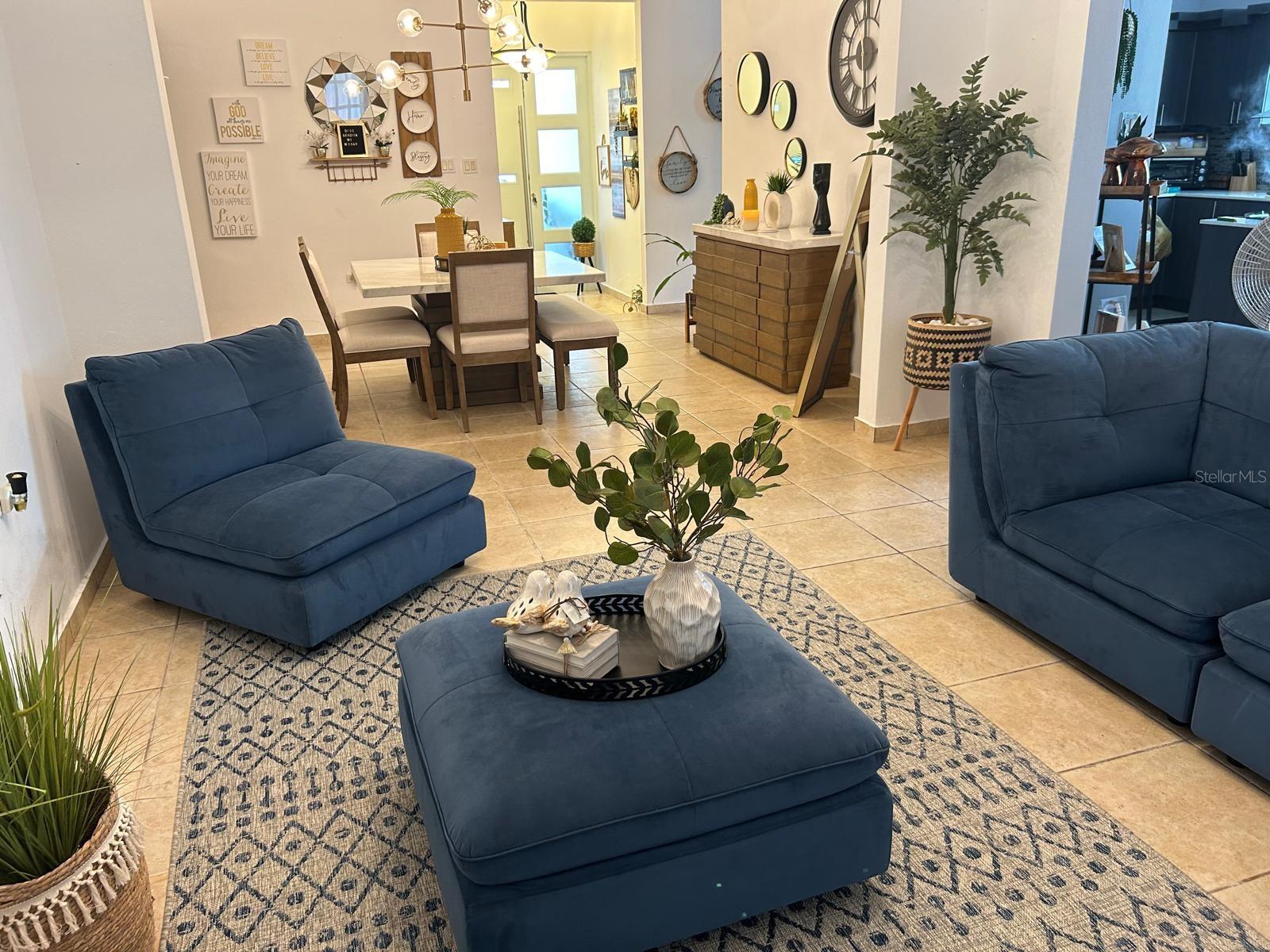 ALTURAS DE SAN BENITO - Residential