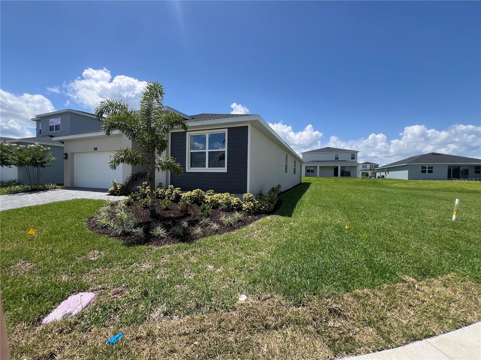 1605 STONECLIFF DRIVE