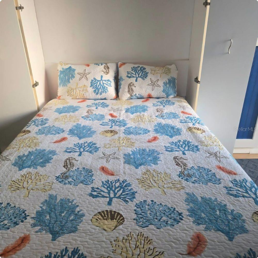 MARINERS COVE CONDO - Residential