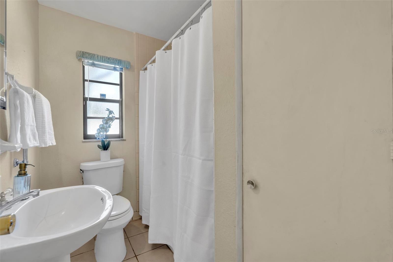 BILTMORE SHORES SEC 01 - Residential