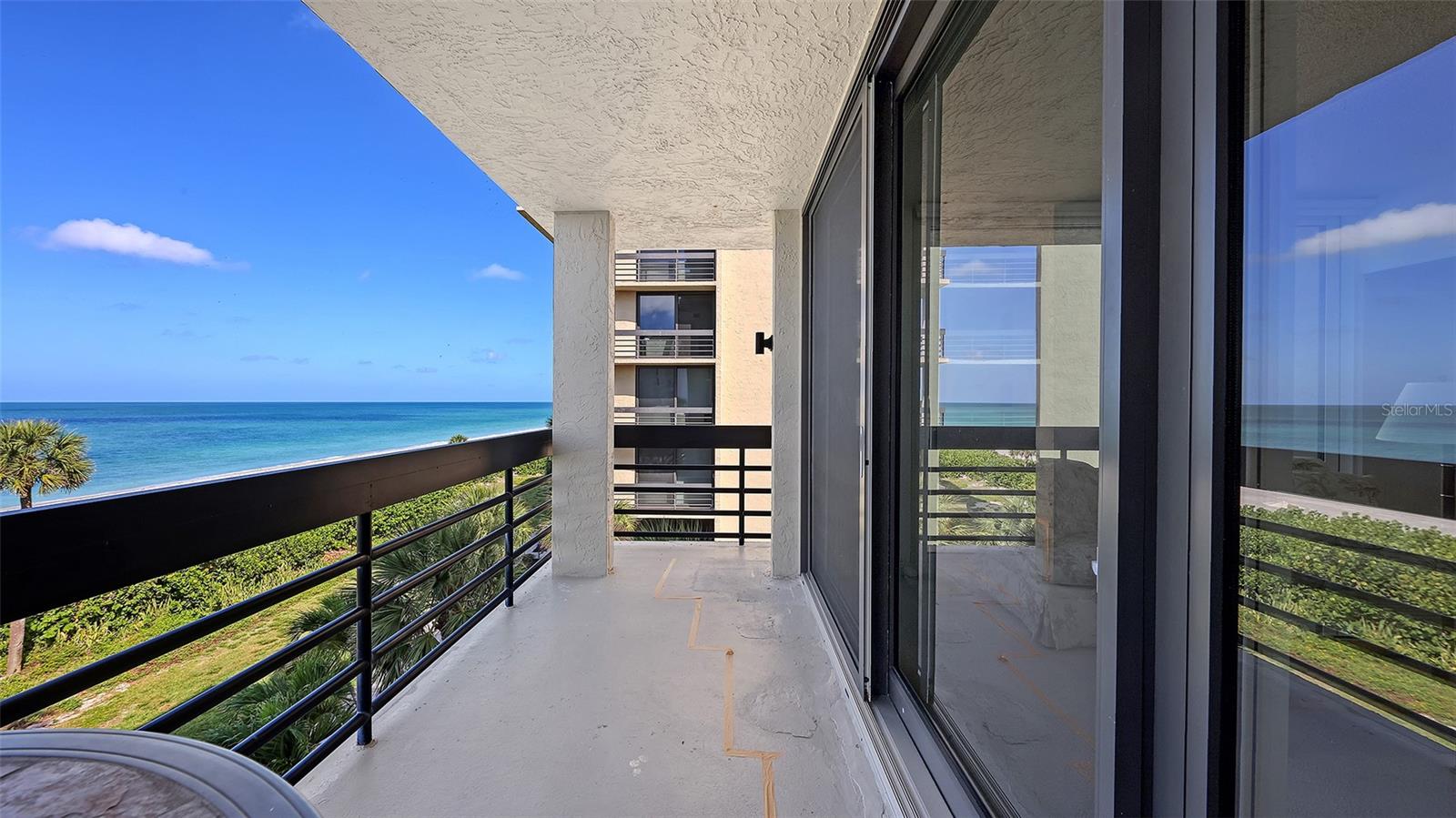 BEACHPLACE III - Residential
