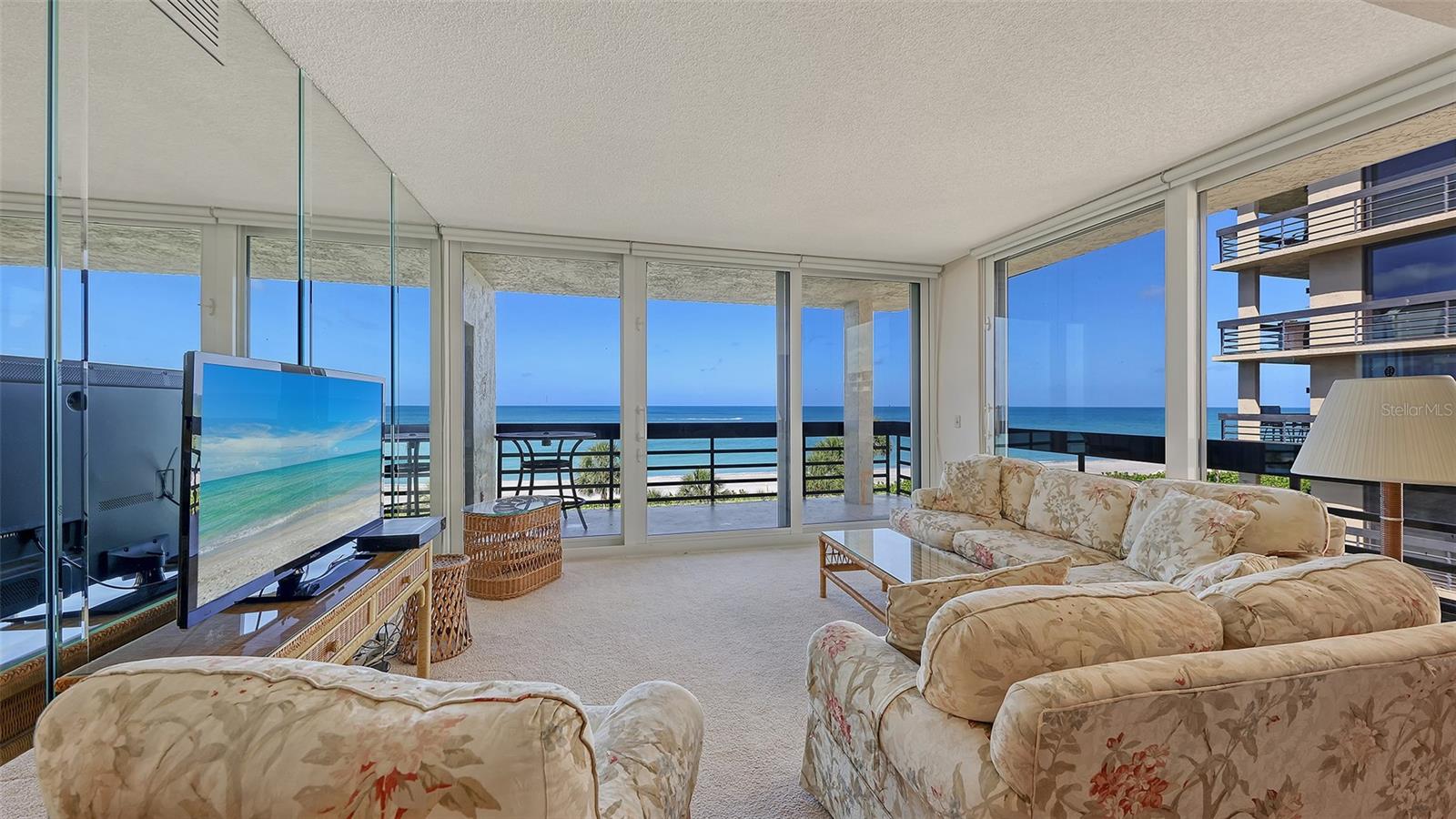 BEACHPLACE III - Residential