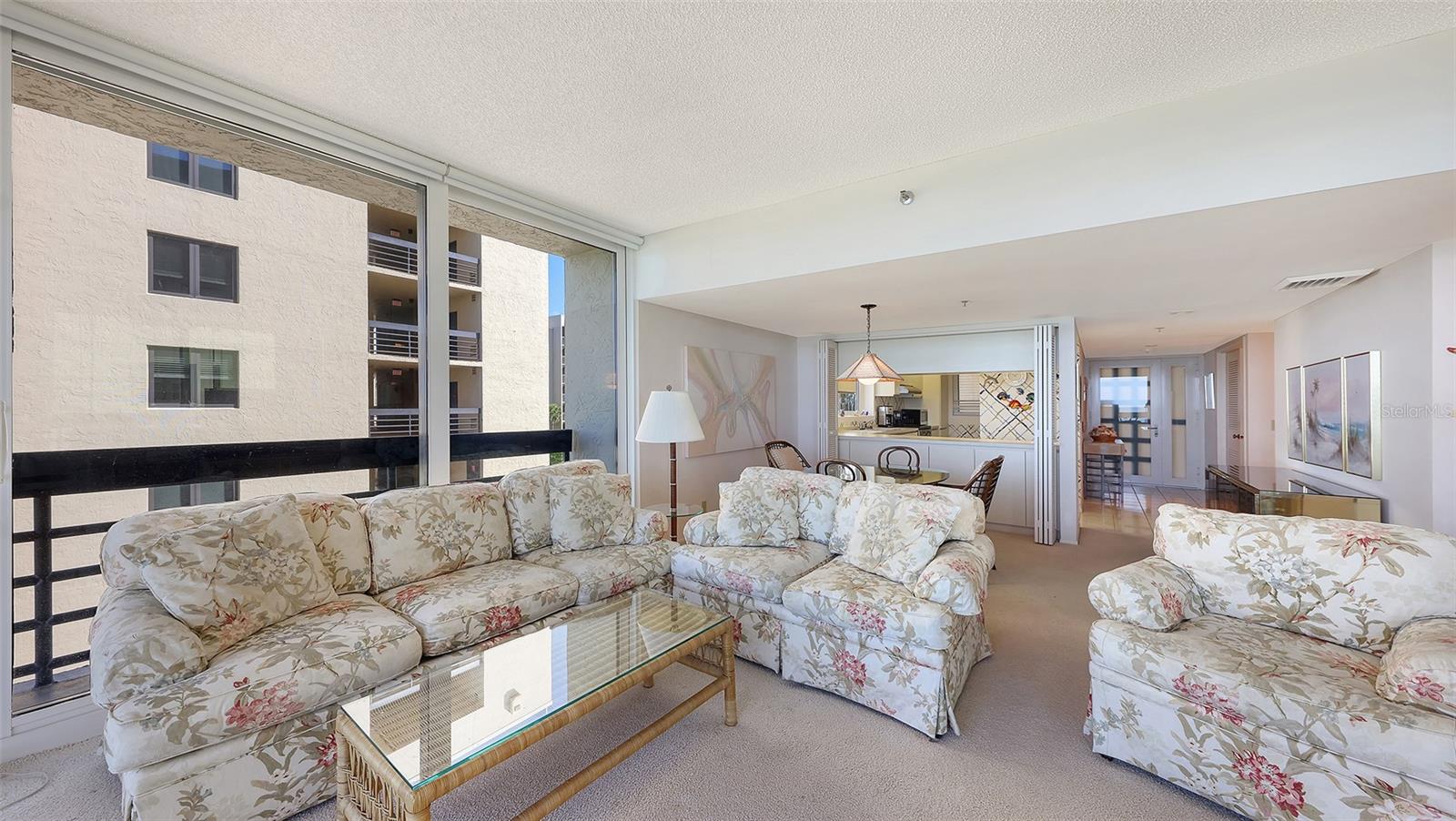 BEACHPLACE III - Residential