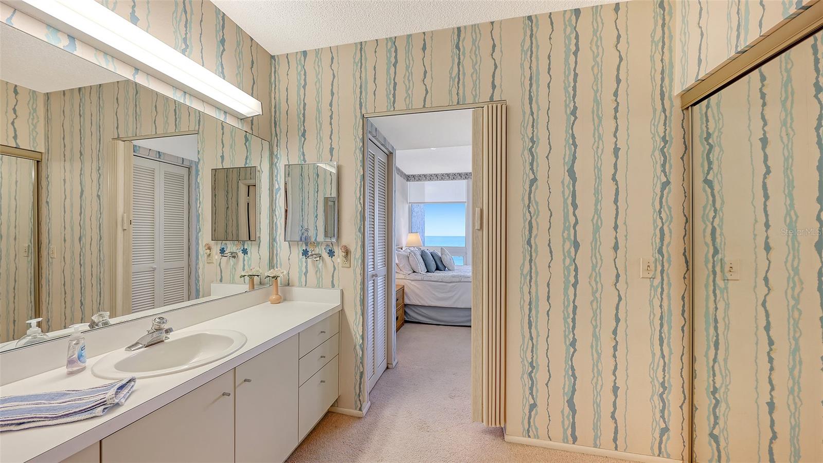 BEACHPLACE III - Residential