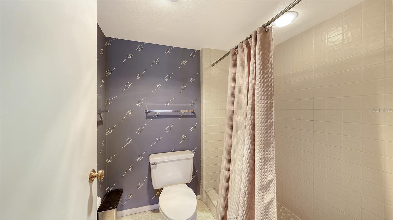 BEACHPLACE III - Residential