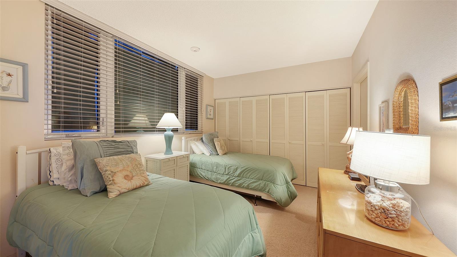 BEACHPLACE III - Residential