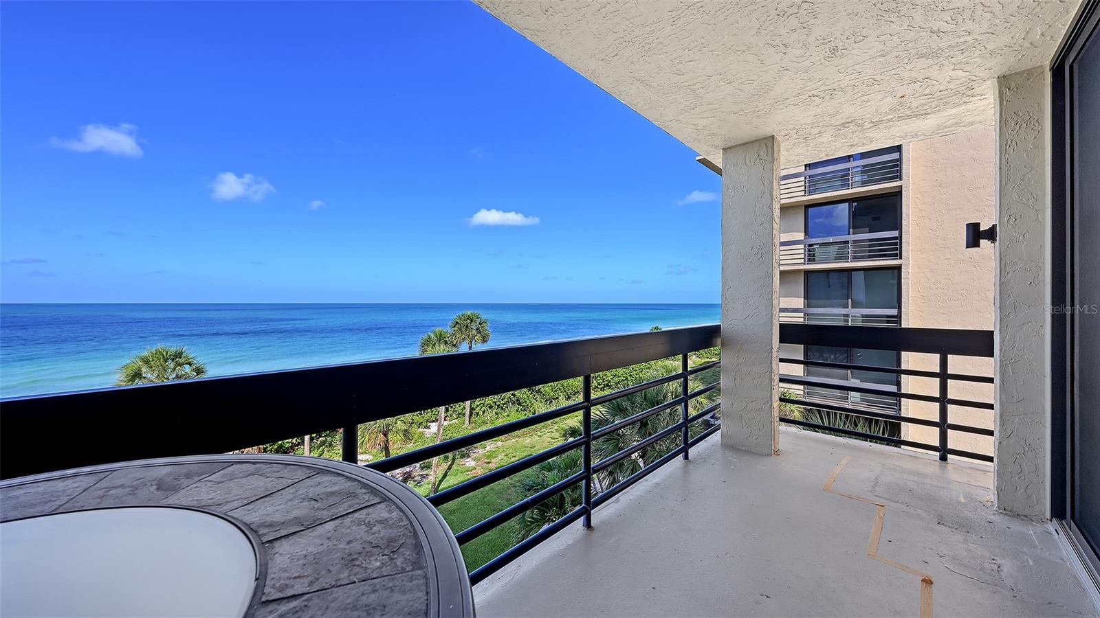 BEACHPLACE III - Residential