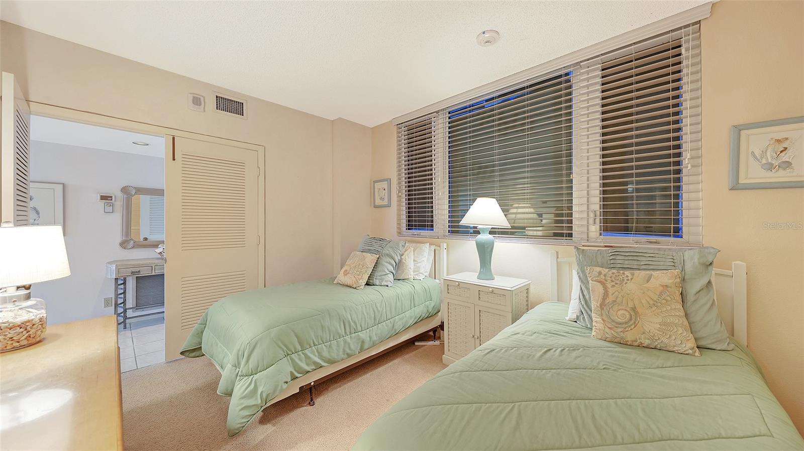 BEACHPLACE III - Residential
