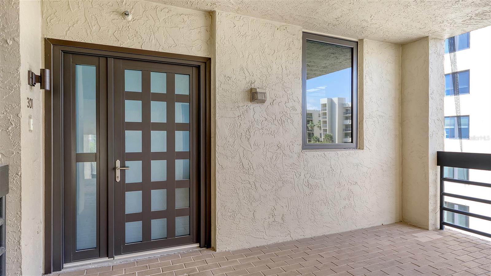 1045 GULF OF MEXICO DRIVE 301