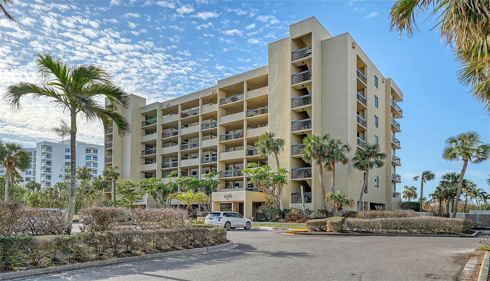 BEACHPLACE III - Residential