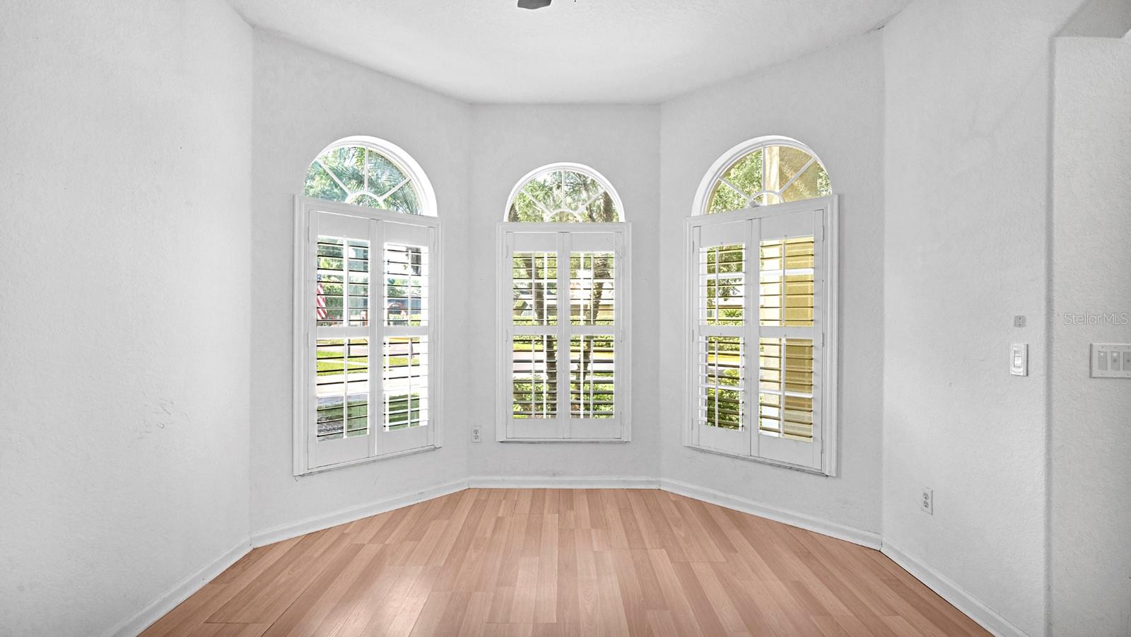 309 MISTY OAKS RUN