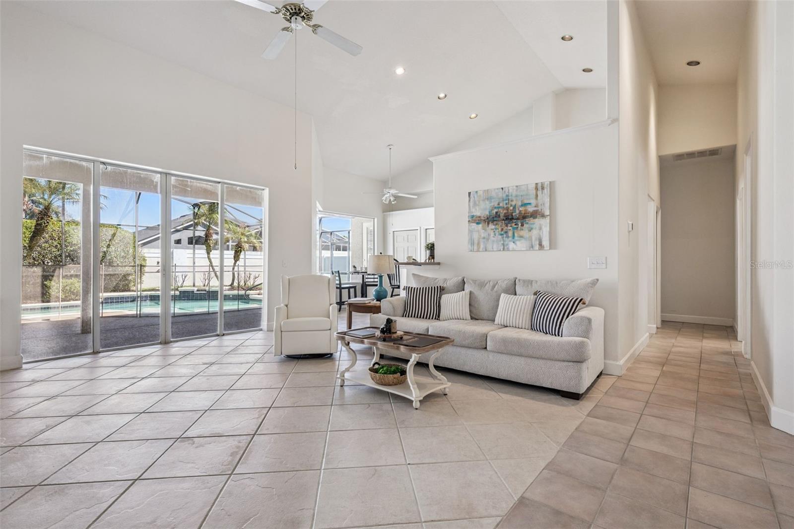 MARBLE HEAD - Residential