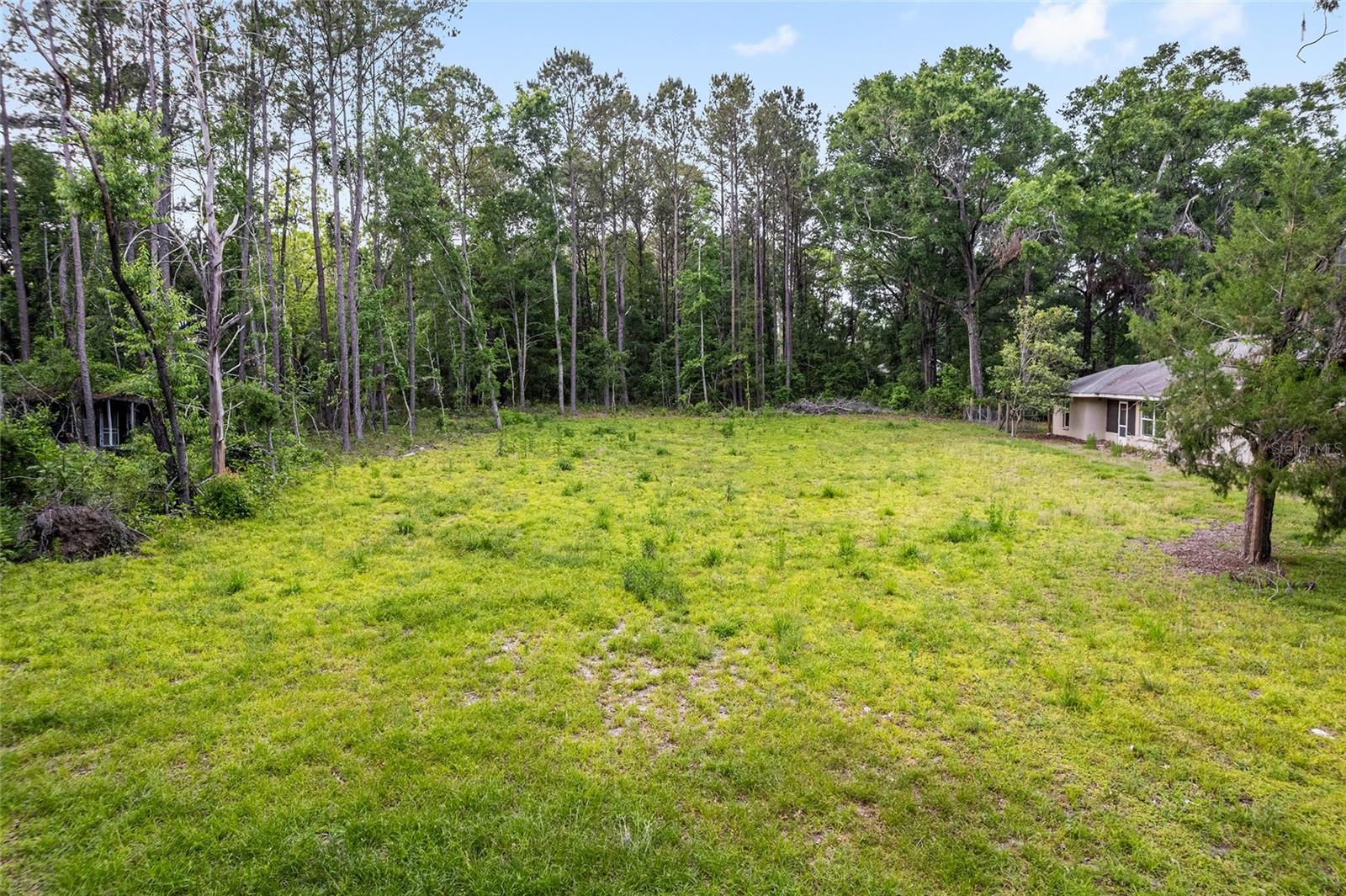 ALACHUA REALTY CO ADD TO ALACHUA - Land