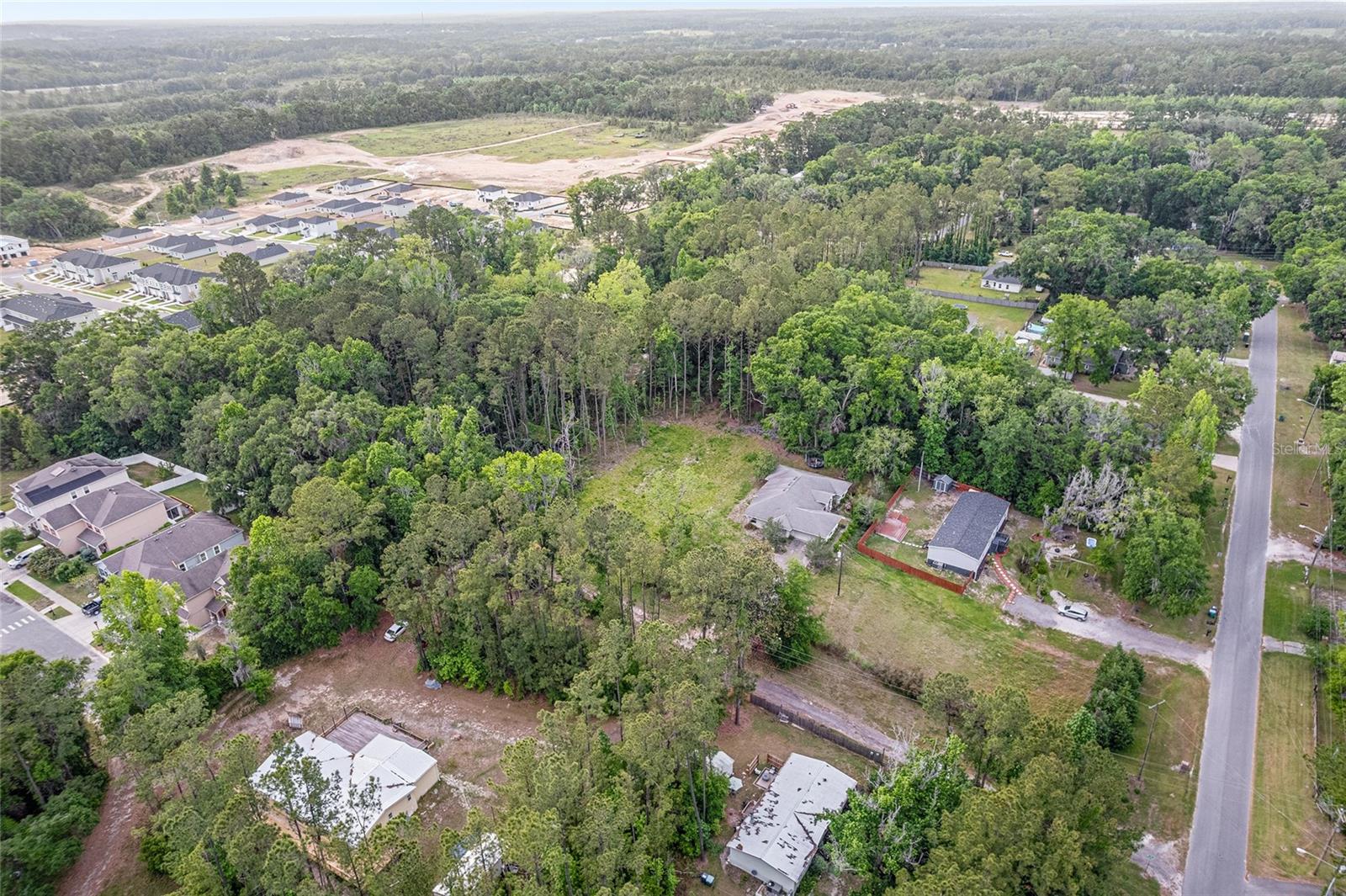 ALACHUA REALTY CO ADD TO ALACHUA - Land