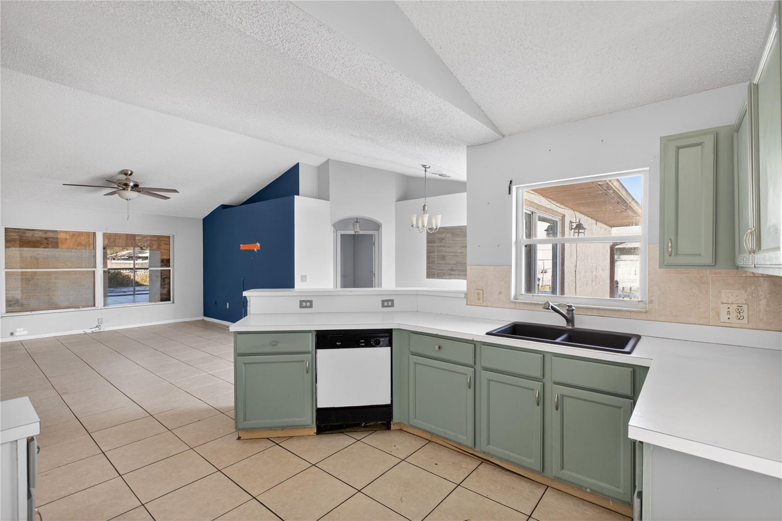 DELTONA LAKES UNIT 35 REP TR B - Residential