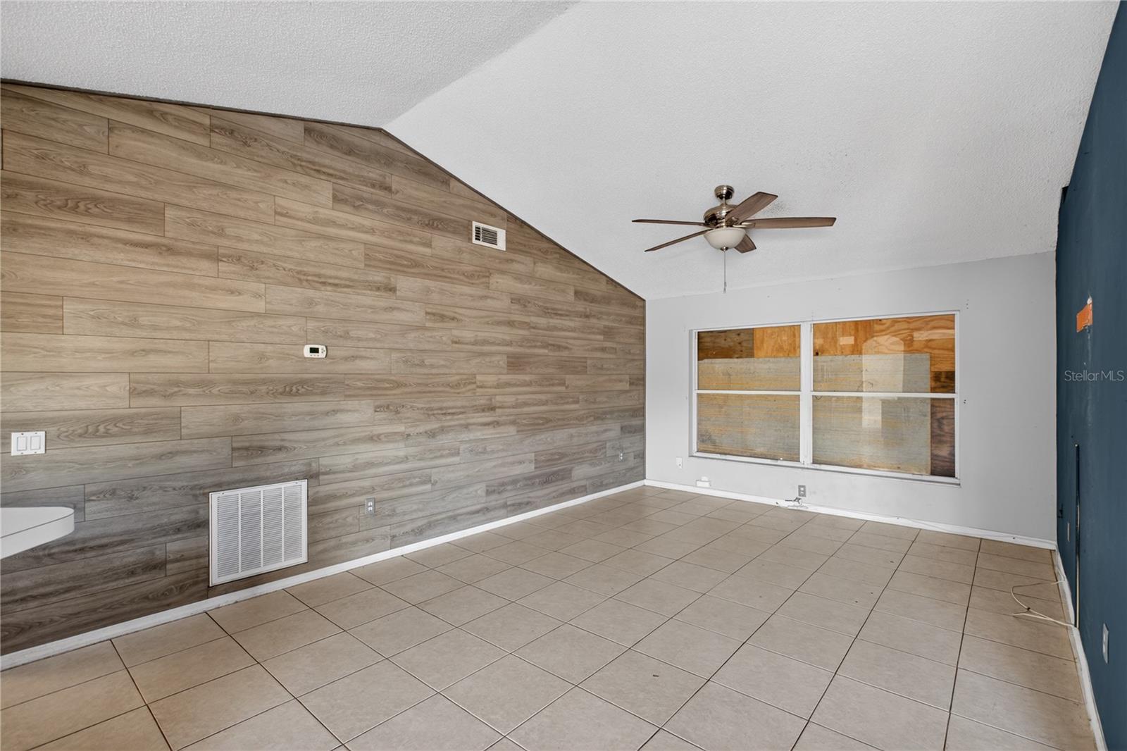 DELTONA LAKES UNIT 35 REP TR B - Residential