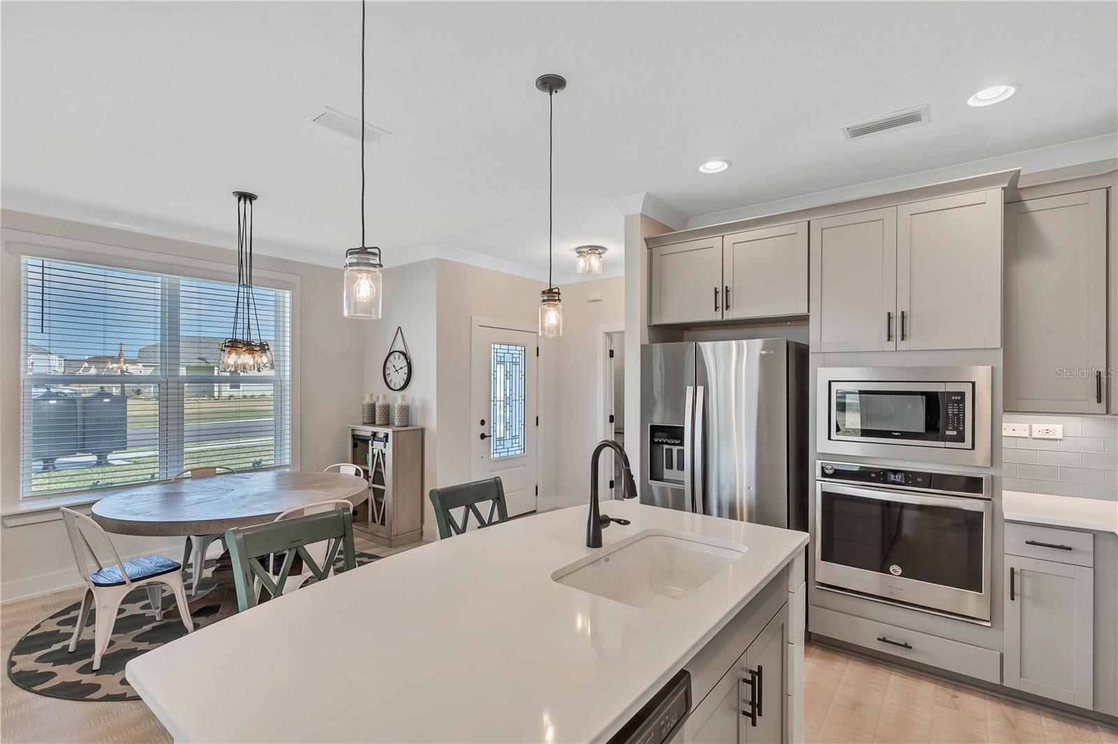 7614 SEA OAK COURT